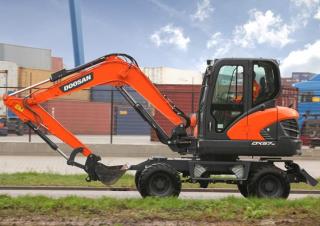 Mobiele graafmachines Doosan DX57W