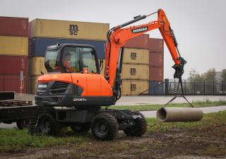 Mobiele graafmachines Doosan DX57W