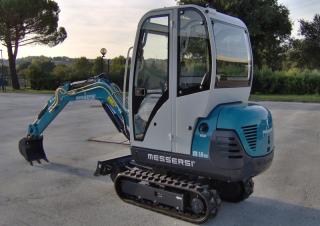 Mini-graafmachines Messersi M 18 BE