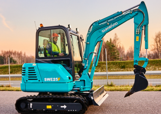 Mini-graafmachines Sunward SWE25F