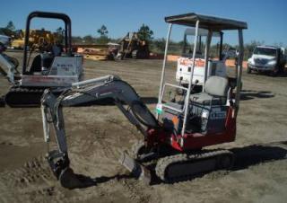 Mini-graafmachines Takeuchi TB 007