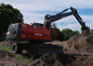 Mobiele graafmachines Atlas 220 W