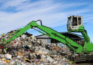 Graafmachines in overslaguitvoering Sennebogen 821M E