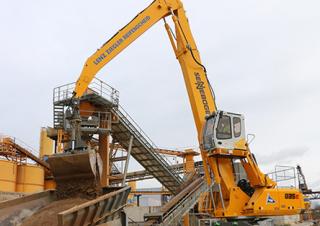 Graafmachines in overslaguitvoering Sennebogen 835M E