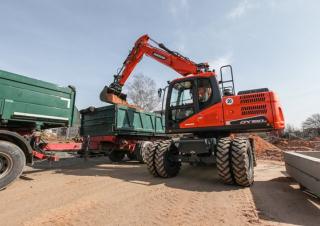 Mobiele graafmachines Doosan DX160W-5