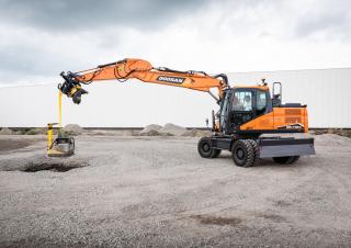 Mobiele graafmachines Doosan DX170W-7