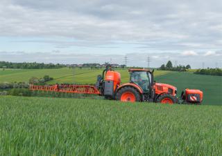 Opbouwveldspuiten Kubota XMS210