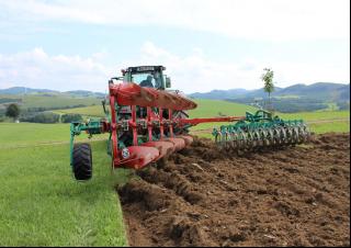 Ploegen Kverneland EG 100/300