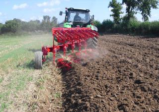 Ploegen Brix Meteor LB 150