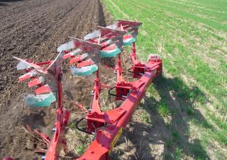 Ploegen Brix Meteor LH 120