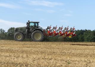 Ploegen Pöttinger Servo 4000
