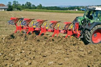 Ploegen Pöttinger Servo 45 S