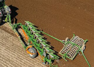 Ploegen Amazone Tyrok 400