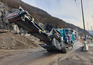 Puinrecyclinginstallaties Powerscreen Trakpactor 290SR