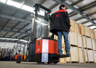 Reachtrucks EP CQE12R