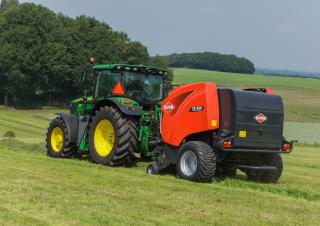Ronde-balenpersen Kuhn FB 3130
