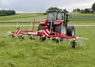 Rotatieschudders Pöttinger Hit 6.80