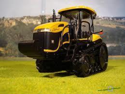 Tractors met rubberwielen Challenger MT765 B