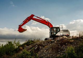 Rupsgraafmachines Link-Belt 210 X4