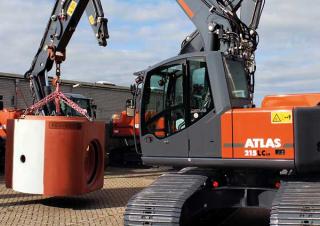 Rupsgraafmachines Atlas 215 LC-SR 