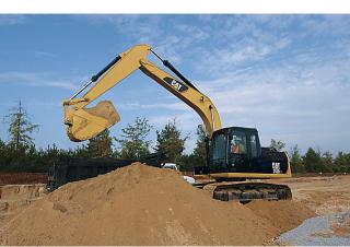 Rupsgraafmachines Caterpillar 318D2 L