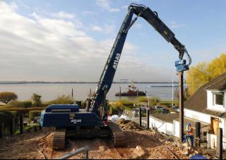 Rupsgraafmachines Atlas 340 LC