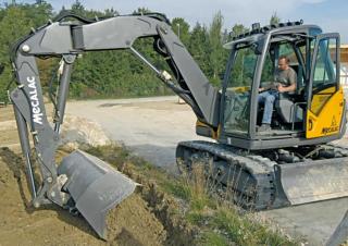 Rupsgraafmachines Mecalac 712 MC