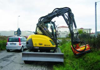 Rupsgraafmachines Mecalac 8MCR