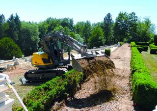 Rupsgraafmachines Mecalac 8MCR