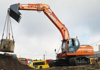 Rupsgraafmachines Doosan DX 225 LC
