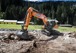 Rupsgraafmachines Doosan DX210NLC-7