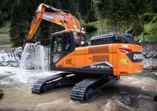 Rupsgraafmachines Doosan DX210NLC-7