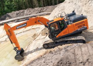 Rupsgraafmachines Doosan DX235LC-7