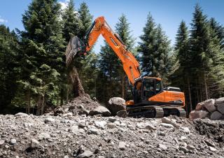 Rupsgraafmachines Doosan DX245NHD-7