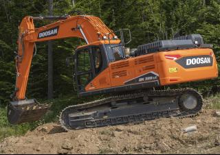 Electrische rups graafmachines Doosan DX300LC-7