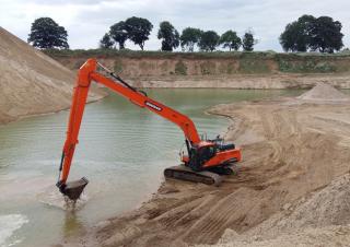 Electrische rups graafmachines Doosan DX300LC-7 SLR