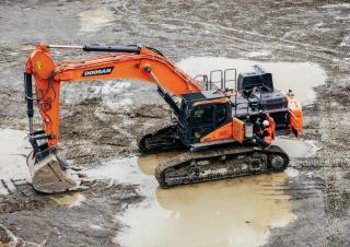 Rupsgraafmachines Doosan DX530LC-7
