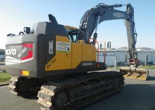 Rupsgraafmachines Volvo EC180EL