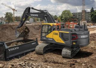 Rupsgraafmachines Volvo EC300ERL