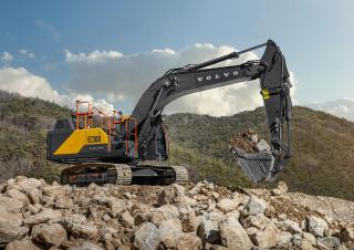 Rupsgraafmachines Volvo EC300F NL