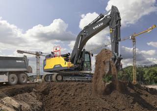 Rupsgraafmachines Volvo EC380ENL Hybrid