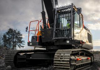 Rupsgraafmachines Volvo EC400 Straight Boom L
