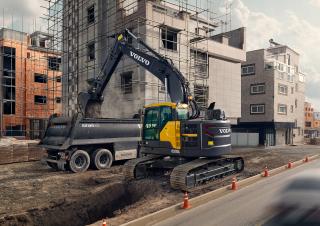 Rupsgraafmachines Volvo ECR235EL