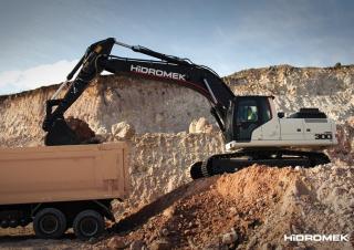 Rupsgraafmachines Hidromek HMK 300 LC PLUS