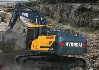 Rupsgraafmachines Hyundai HX210AL