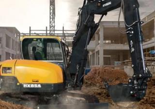 Rupsgraafmachines Hyundai HX85A