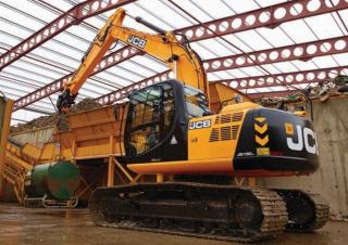 Rupsgraafmachines JCB JS190LC