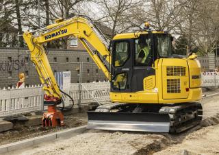 Rupsgraafmachines Komatsu PC88MR-11E0
