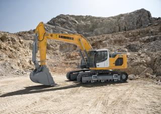 Rupsgraafmachines Liebherr R 945 Litronic 