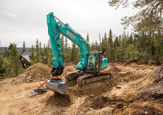 Rupsgraafmachines Kobelco SK 210 SNLC 10E